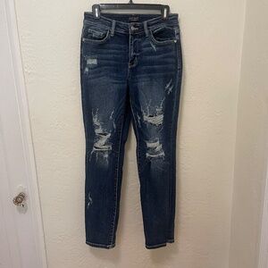 Judy Blue High Rise Distressed Boyfriend Jeans